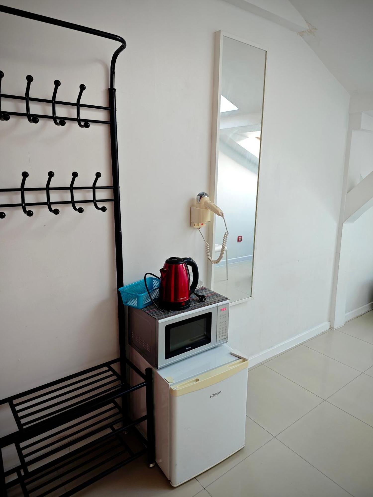 Apartamenty Hoza Attic Studio วอร์ซอ ห้อง รูปภาพ