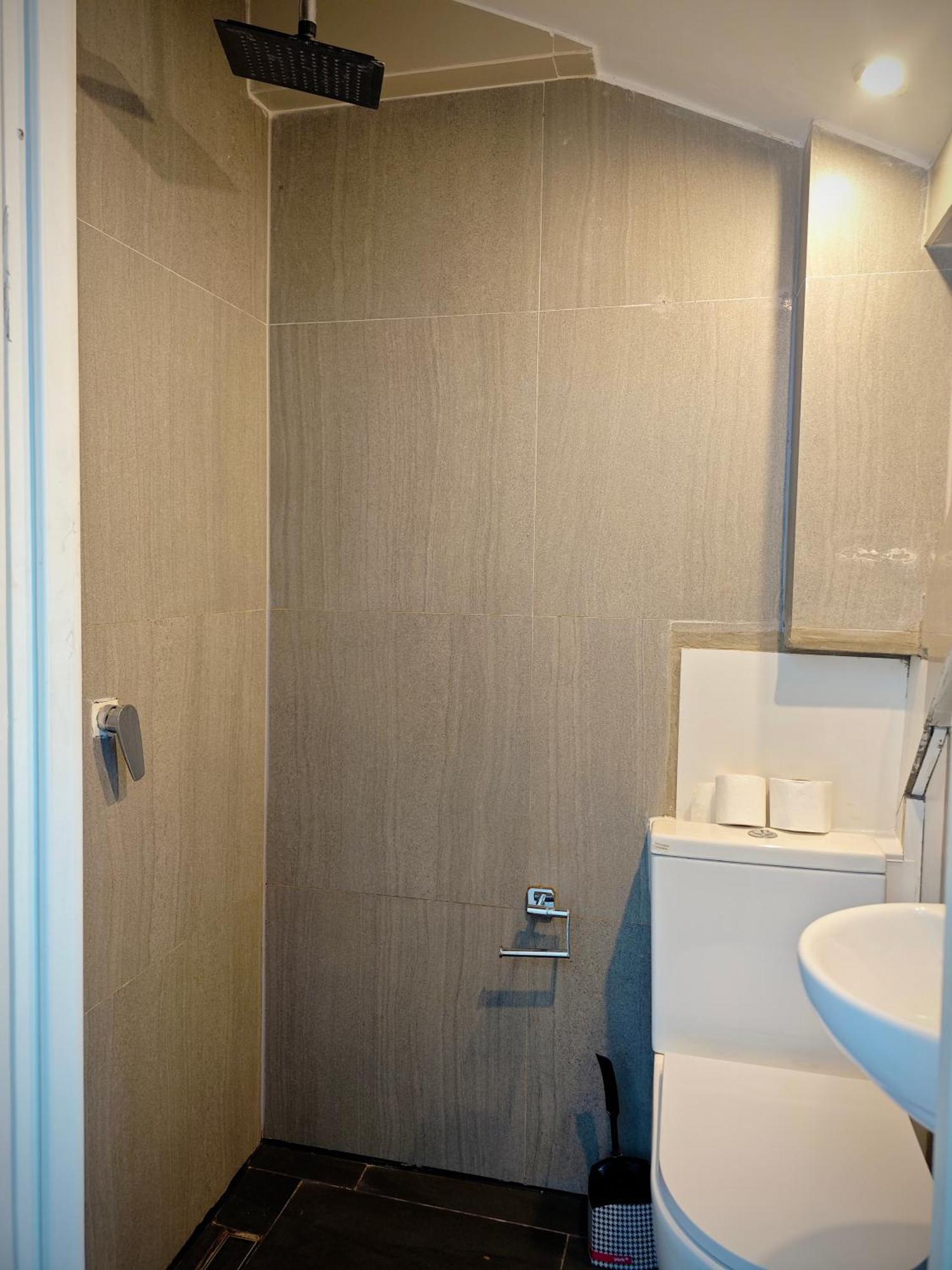 Apartamenty Hoza Attic Studio วอร์ซอ ห้อง รูปภาพ