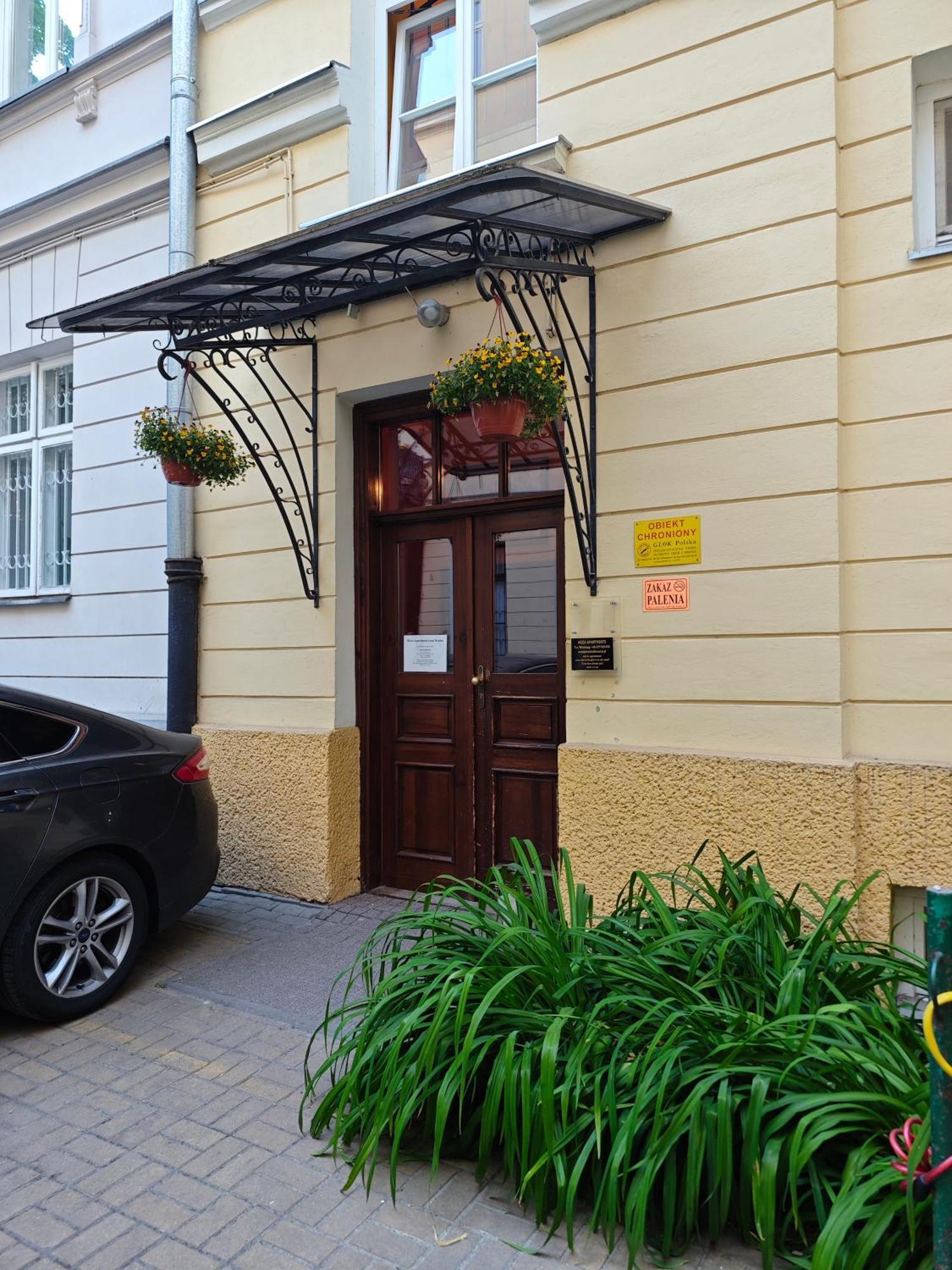 Apartamenty Hoza Attic Studio วอร์ซอ ภายนอก รูปภาพ