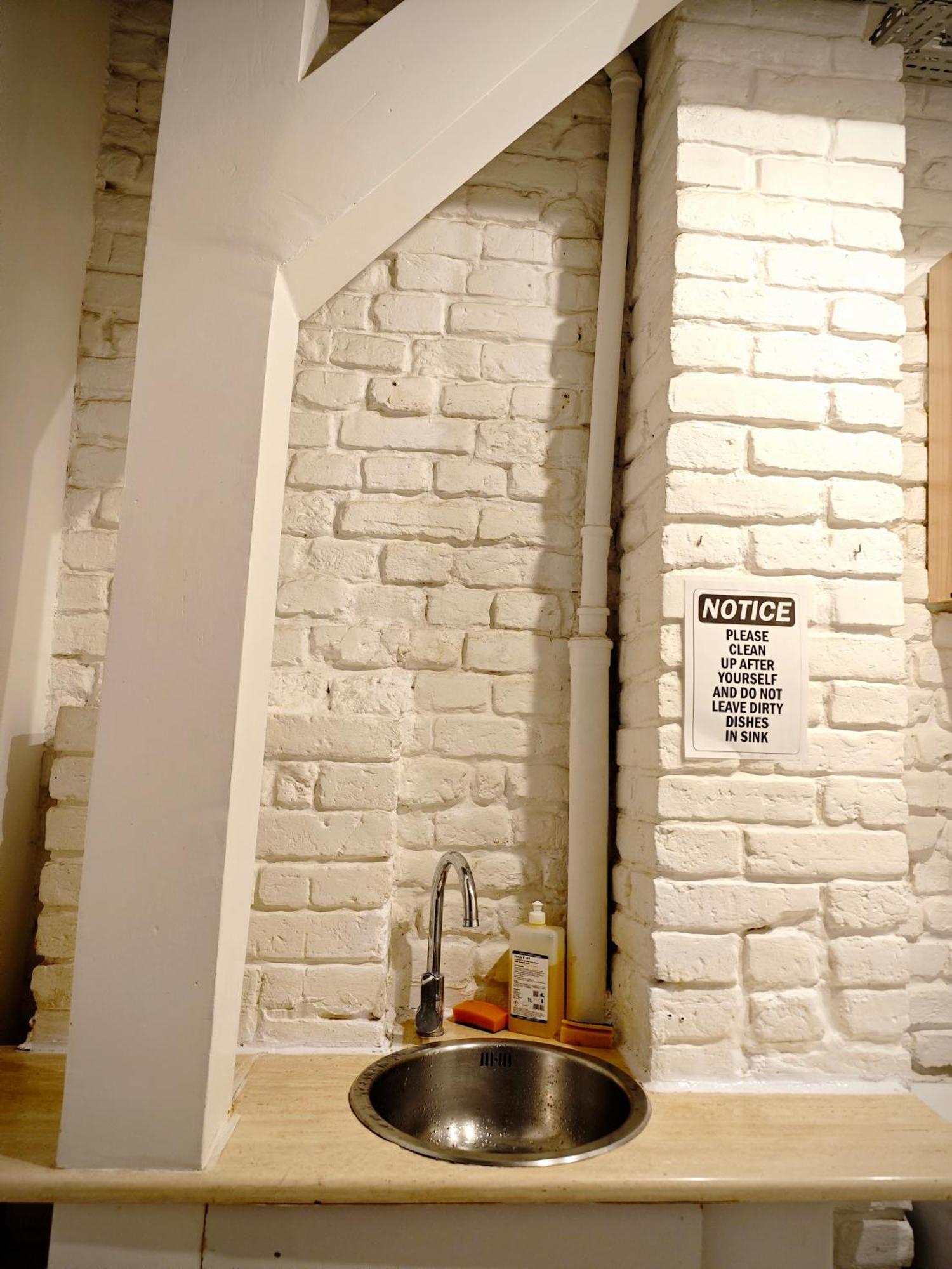 Apartamenty Hoza Attic Studio วอร์ซอ ภายนอก รูปภาพ