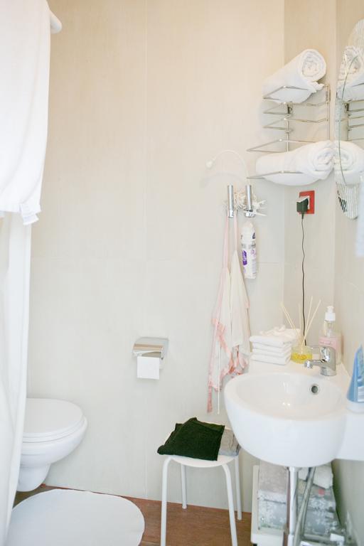 Apartamenty Hoza Attic Studio วอร์ซอ ห้อง รูปภาพ