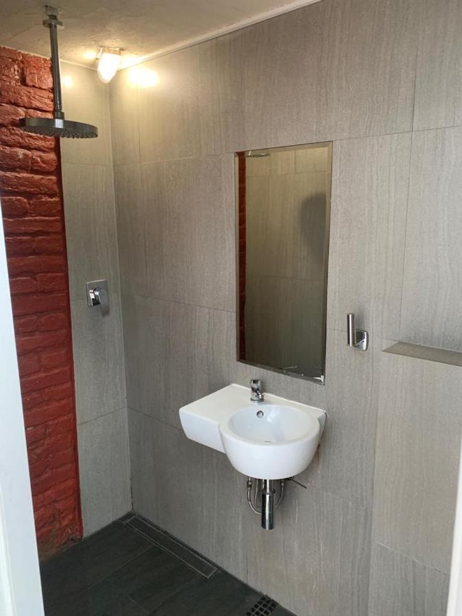 Apartamenty Hoza Attic Studio วอร์ซอ ภายนอก รูปภาพ